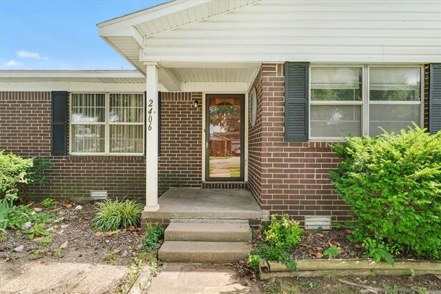 2406 SE 15Th Street, Bentonville, AR 72712