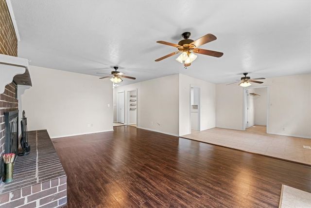 2406 SE 15Th Street, Bentonville, AR 72712