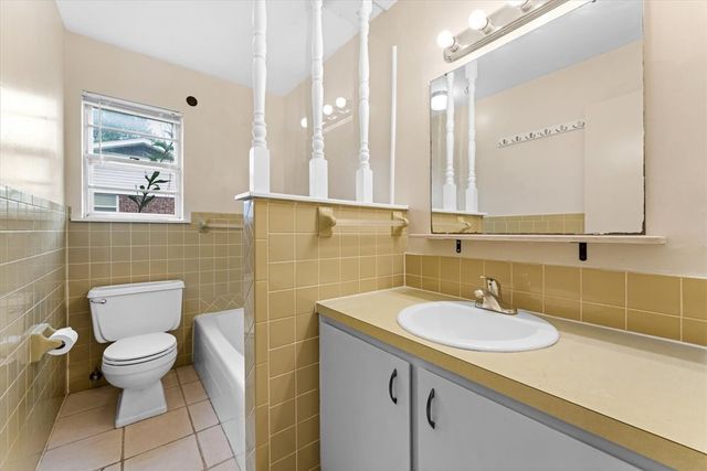 2406 SE 15Th Street, Bentonville, AR 72712