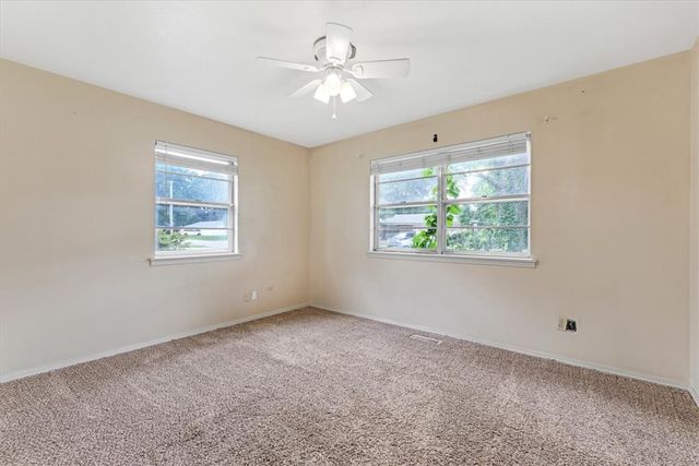 2406 SE 15Th Street, Bentonville, AR 72712