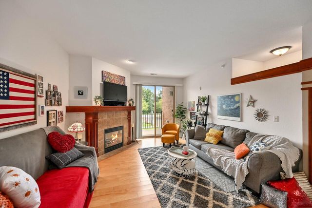 15295 W Library LANE #203, New Berlin, WI 53151