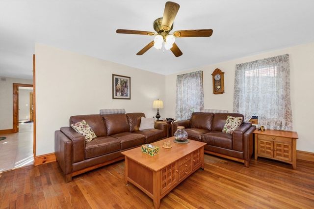 155 Thorndike St, Arlington, MA 02474