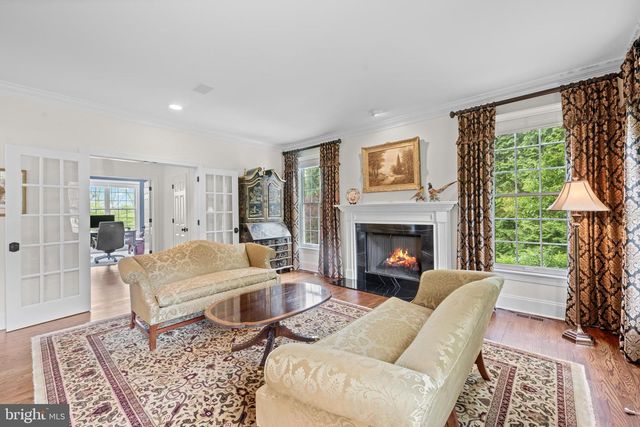 6 SOMERSET LN, Malvern, PA 19355