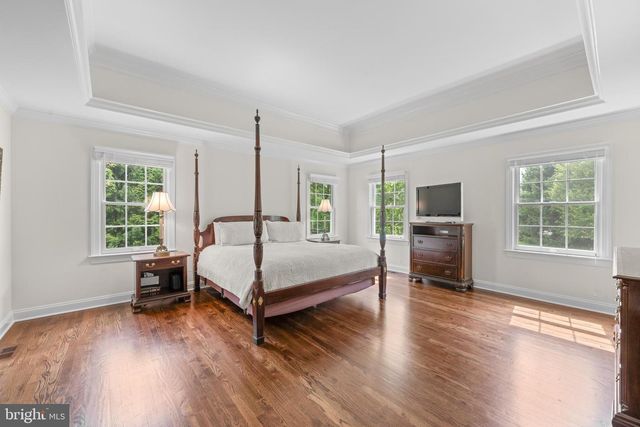 6 SOMERSET LN, Malvern, PA 19355