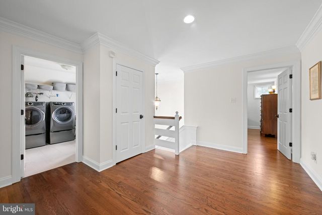 6 SOMERSET LN, Malvern, PA 19355