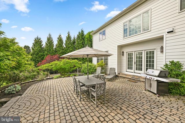 6 SOMERSET LN, Malvern, PA 19355