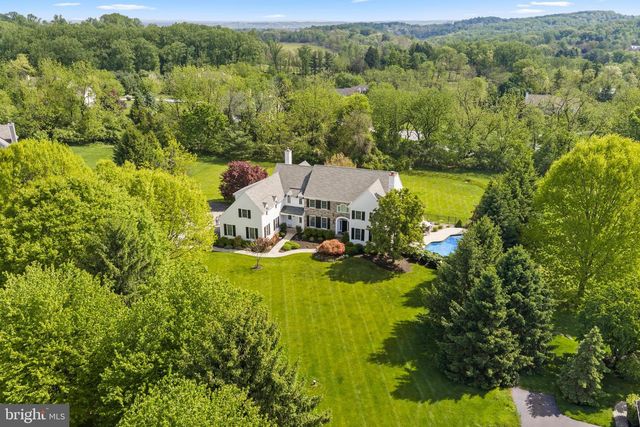 6 SOMERSET LN, Malvern, PA 19355