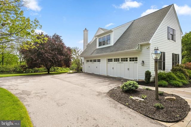 6 SOMERSET LN, Malvern, PA 19355