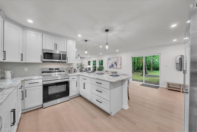 1301 Lakeside RD, Virginia Beach, VA 23455