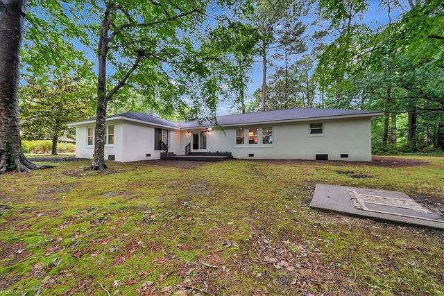 1301 Lakeside RD, Virginia Beach, VA 23455