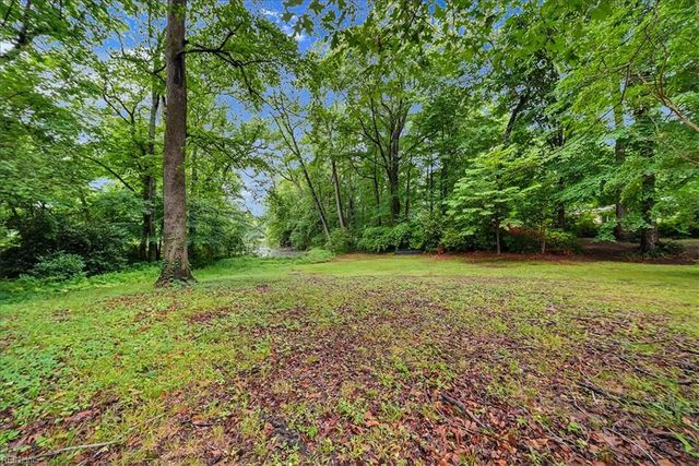 1301 Lakeside RD, Virginia Beach, VA 23455