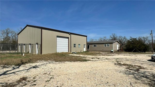 100 Patriots Place, Somerville, TX 77879