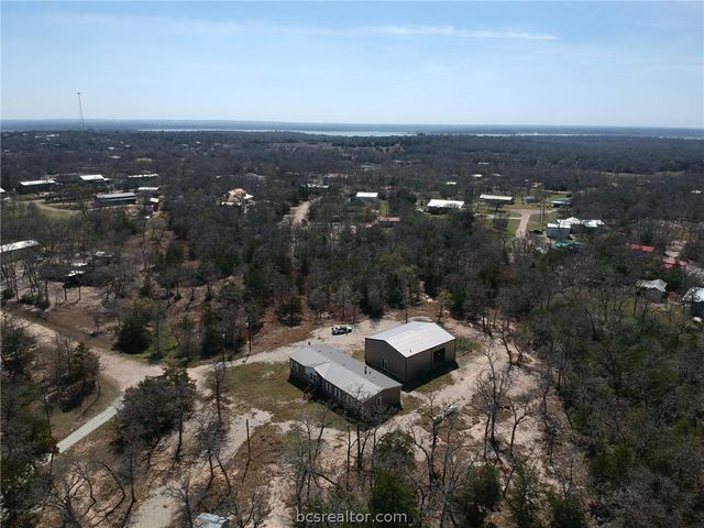 100 Patriots Place, Somerville, TX 77879