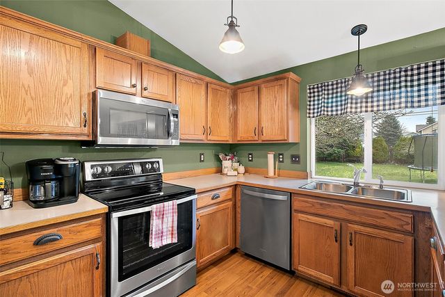 23205 109th Street Ct E, Buckley, WA 98321