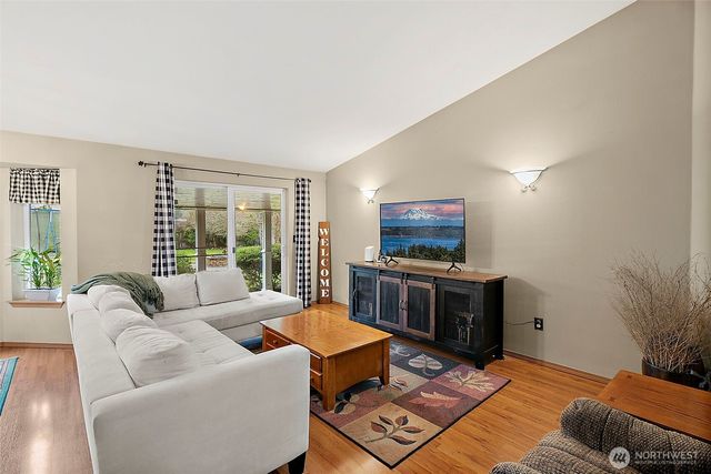 23205 109th Street Ct E, Buckley, WA 98321