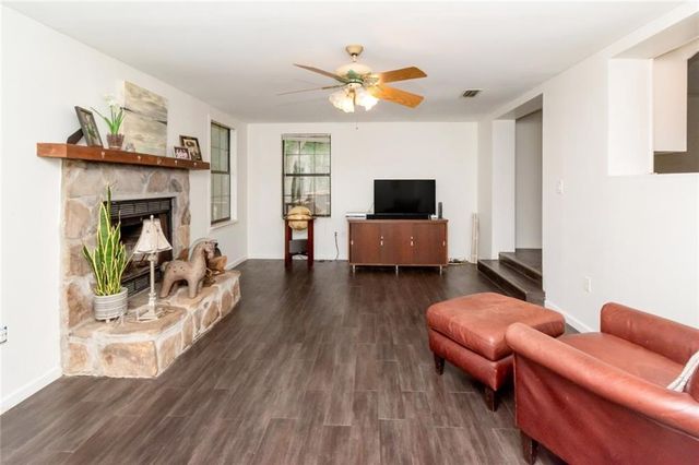 5420 Lusann Drive, Mobile, AL 36608