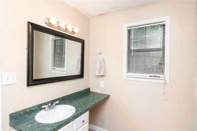 5420 Lusann Drive, Mobile, AL 36608