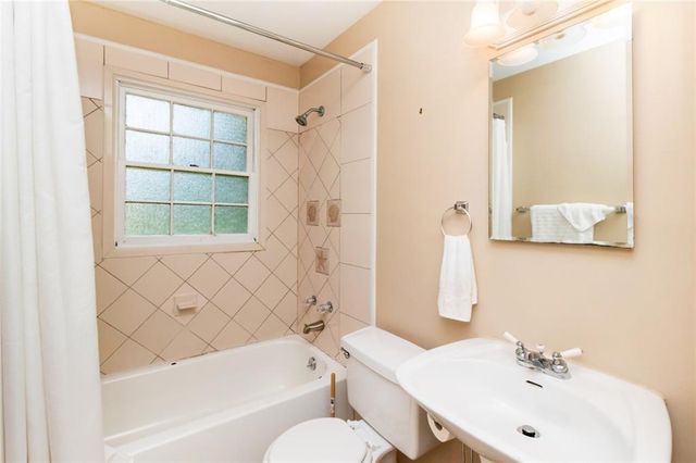 5420 Lusann Drive, Mobile, AL 36608