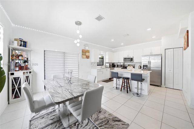 13091 SW 232nd Ln, Miami, FL 33170