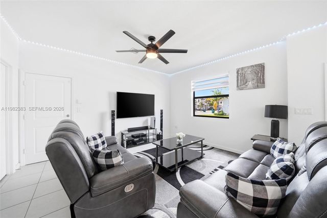 13091 SW 232nd Ln, Miami, FL 33170