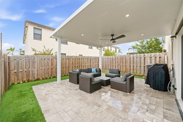 13091 SW 232nd Ln, Miami, FL 33170