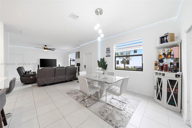 13091 SW 232nd Ln, Miami, FL 33170