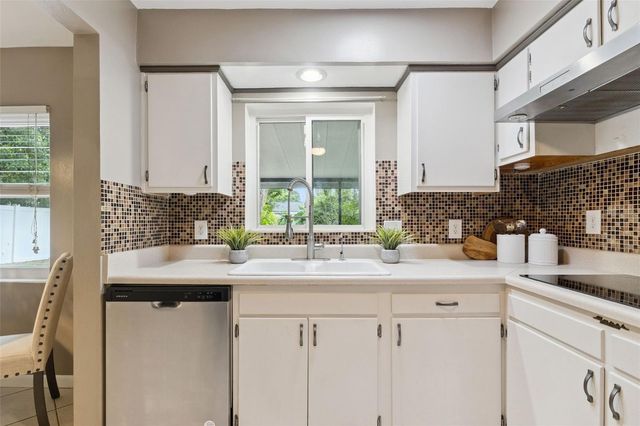 618 BURKE STREET, Altamonte Springs, FL 32701
