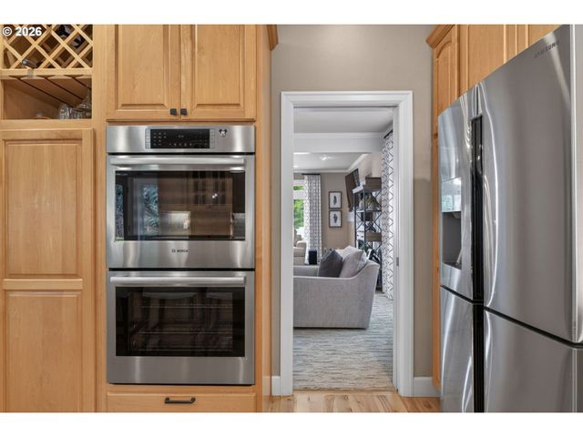 3904 Nw 118TH Way, Vancouver, WA 98685