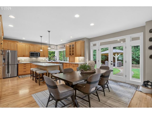 3904 Nw 118TH Way, Vancouver, WA 98685