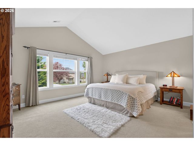 3904 Nw 118TH Way, Vancouver, WA 98685