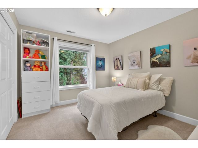 3904 Nw 118TH Way, Vancouver, WA 98685