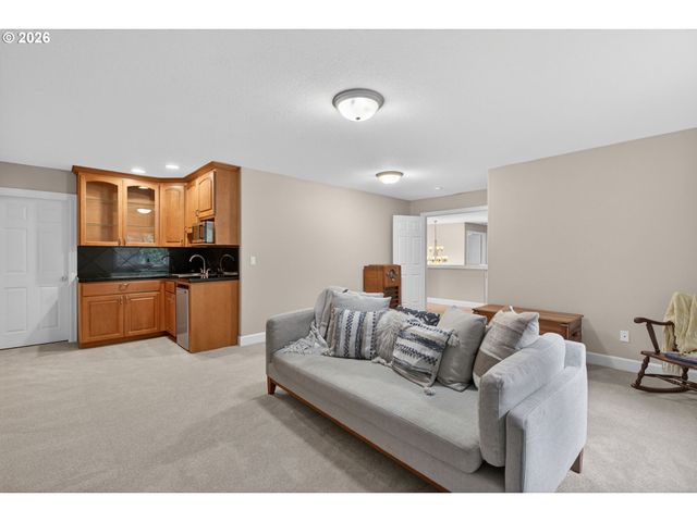 3904 Nw 118TH Way, Vancouver, WA 98685