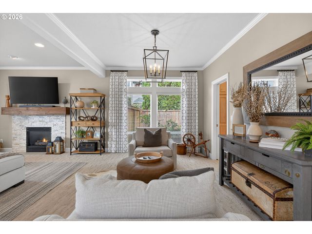 3904 Nw 118TH Way, Vancouver, WA 98685