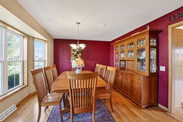 8321 Dolomite Lane, Madison, WI 53719