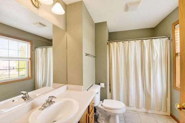8321 Dolomite Lane, Madison, WI 53719