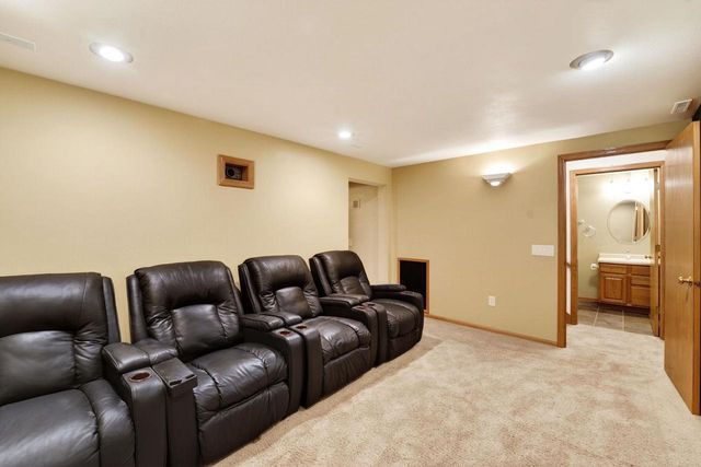 8321 Dolomite Lane, Madison, WI 53719