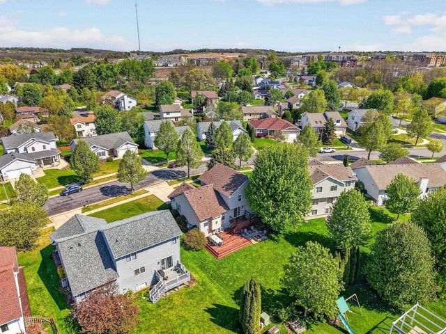 8321 Dolomite Lane, Madison, WI 53719