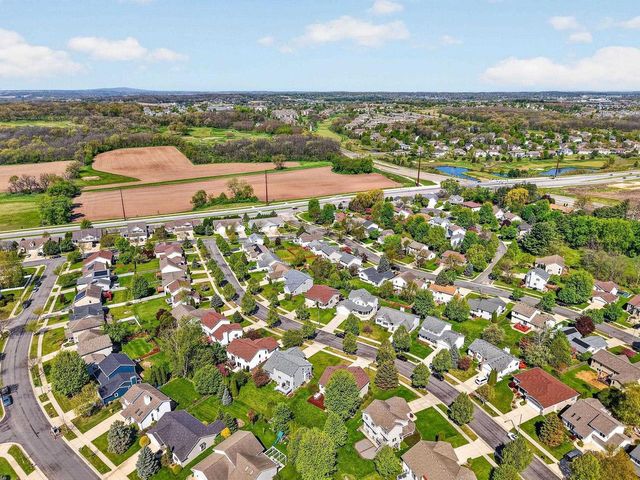 8321 Dolomite Lane, Madison, WI 53719