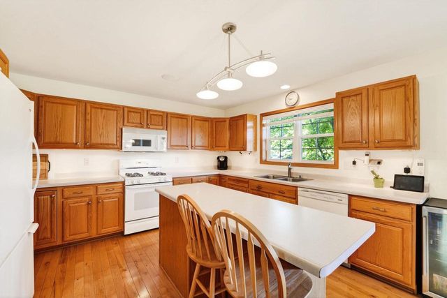 8321 Dolomite Lane, Madison, WI 53719