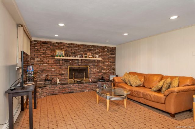 2056 Illona Lane, Merrick, NY 11566