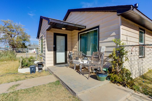 502 Locust Street, Idalou, TX 79329