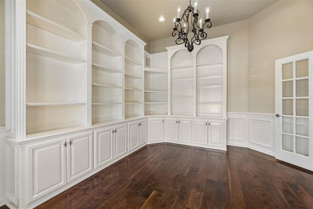 4701 Flint Ridge Circle, Norman, OK 73072