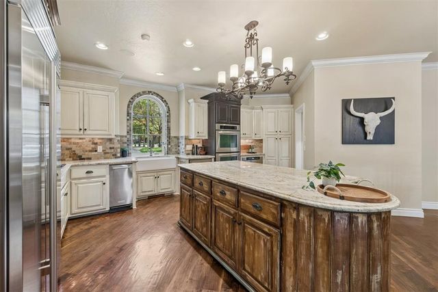 4701 Flint Ridge Circle, Norman, OK 73072