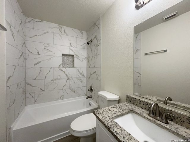 10130 Fourwind Pass, San Antonio, TX 78245