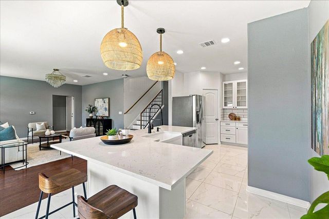 412 Alsatian LN, Leander, TX 78641