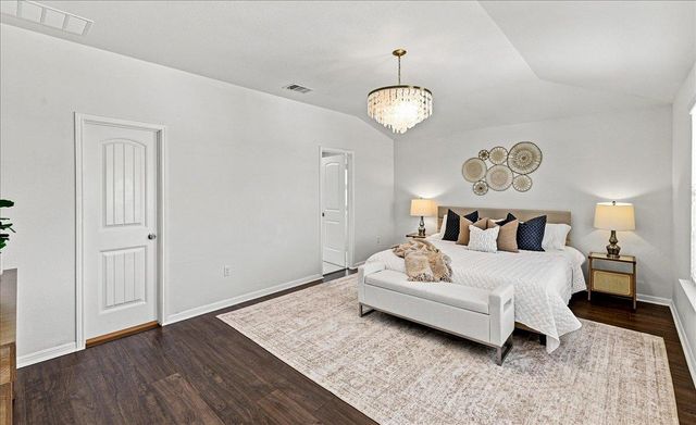 412 Alsatian LN, Leander, TX 78641