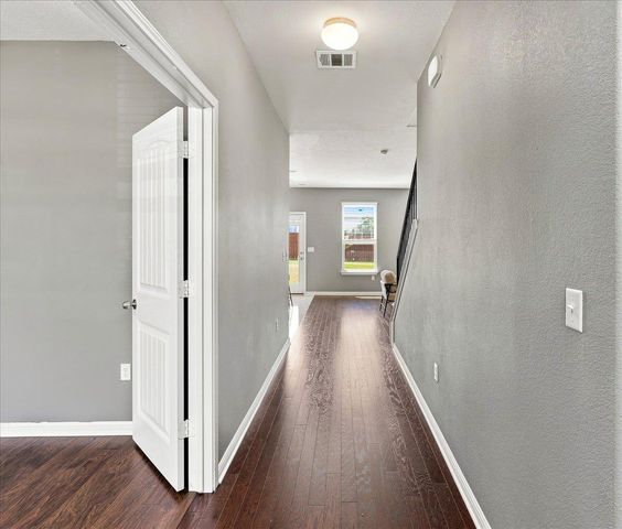 412 Alsatian LN, Leander, TX 78641