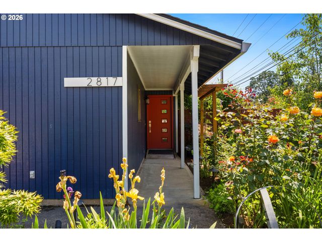 2817 Ne MEADOW Ct, Hillsboro, OR 97124