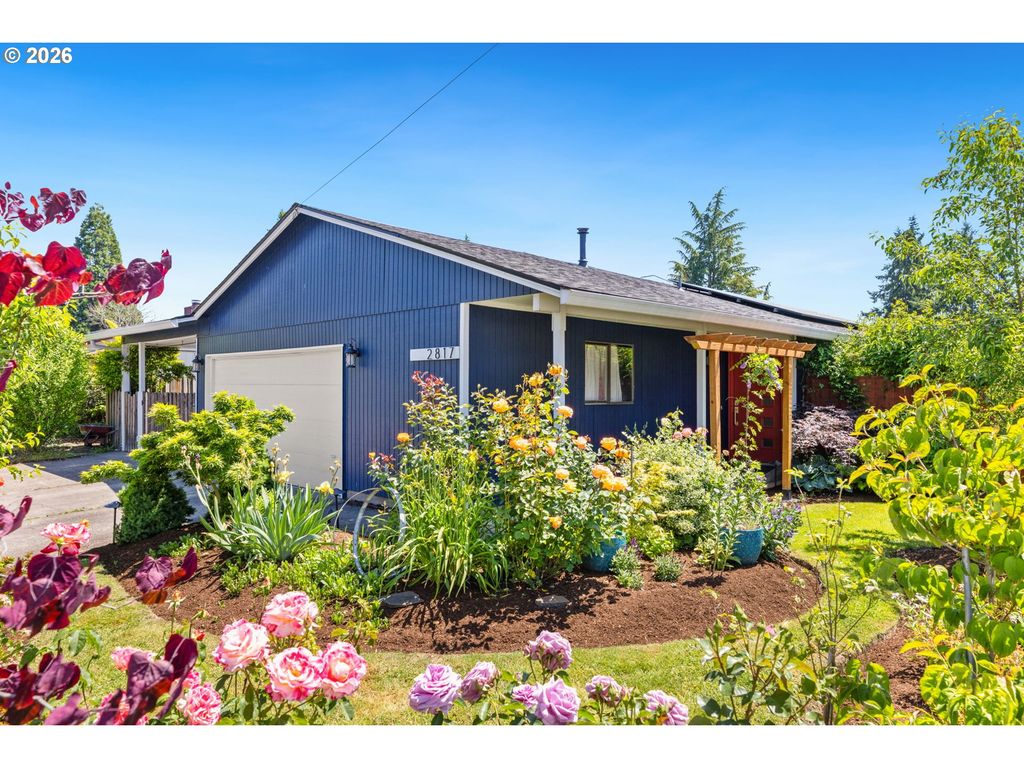 2817 Ne MEADOW Ct, Hillsboro, OR 97124