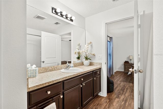 2242 CASPIAN DRIVE, Lakeland, FL 33805